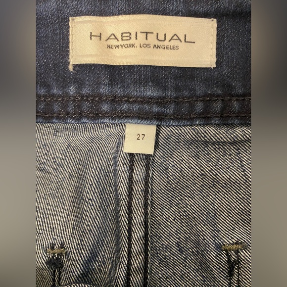Habitual Women's Blue Jeans - Picture 10 of 10